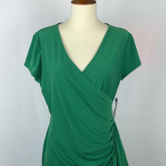 NWT. New York & Company Green Faux Wrap Dress w/Cascading Side - Size Medium - Picture 3 of 17